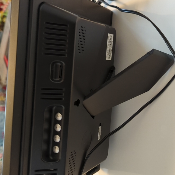 Digital Photo Frame - Picture 2 of 3